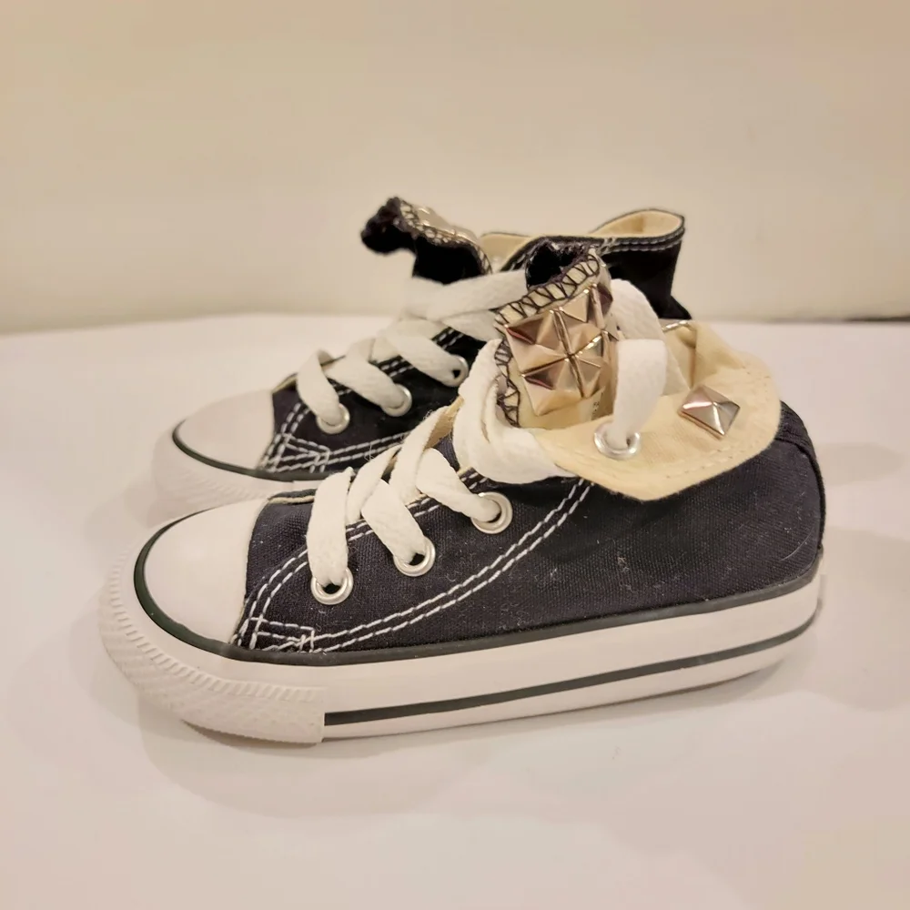 Chuck Taylor All Star TODDLER HIGH TOP SHOE size 7 infant boys girls Studded